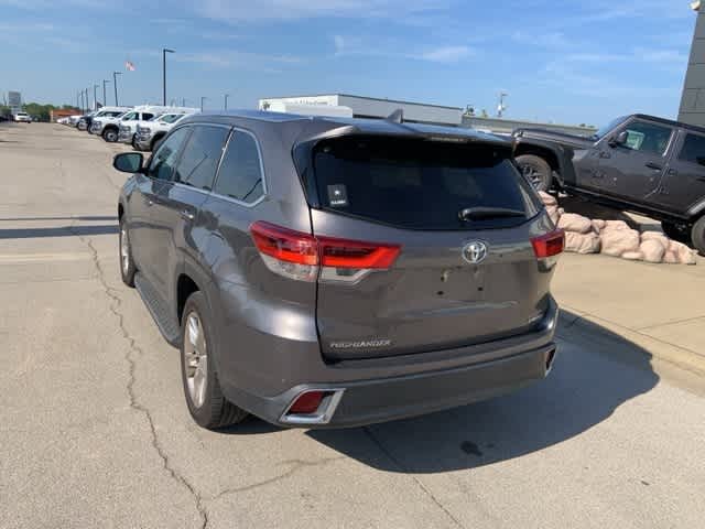 Thumbnail: 2018 Toyota Highlander - 22