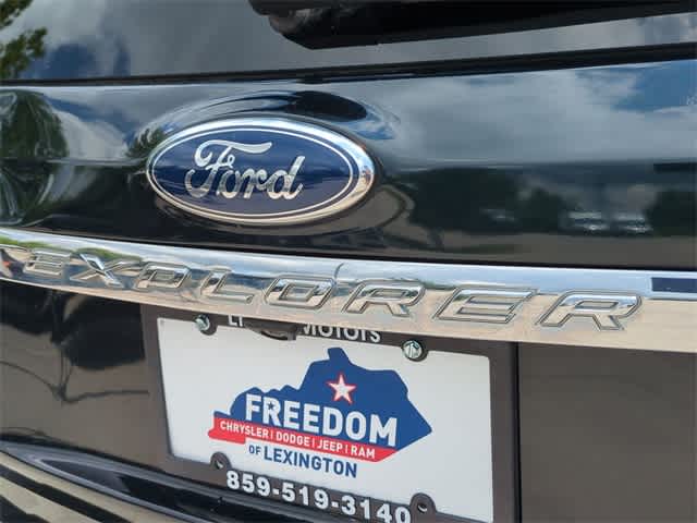 Thumbnail: 2014 Ford Explorer - 13