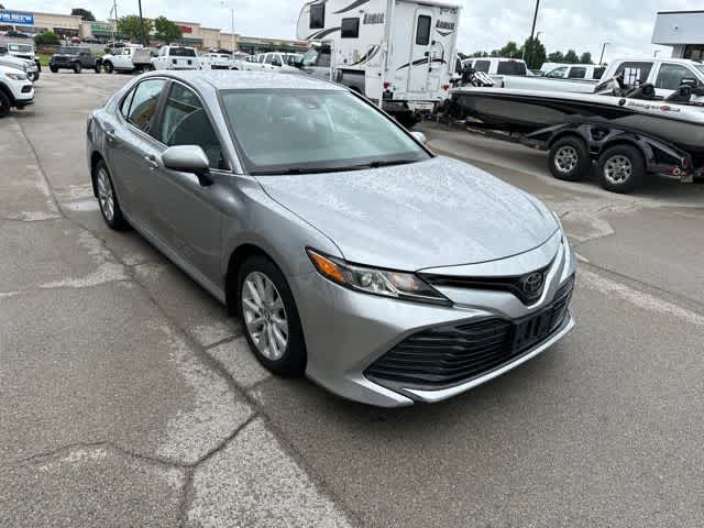 Thumbnail: 2019 Toyota Camry - 23