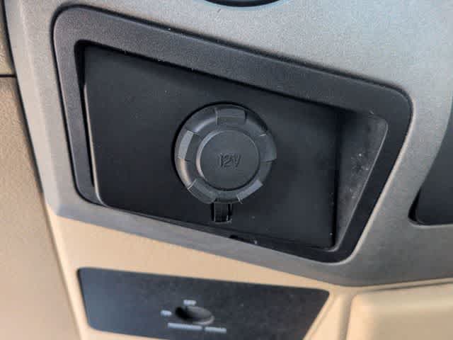 Thumbnail: 2011 Ford Econoline - 28