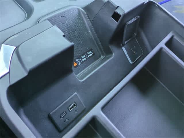 Thumbnail: 2024 Chevrolet Silverado 1500 - 32