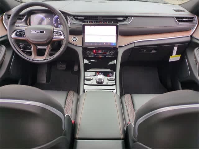 Thumbnail: 2025 Jeep Grand Cherokee - 16