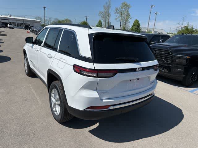 Thumbnail: 2026 Jeep Grand Cherokee - 10