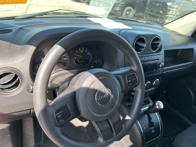 Thumbnail: 2012 Jeep Compass - 6