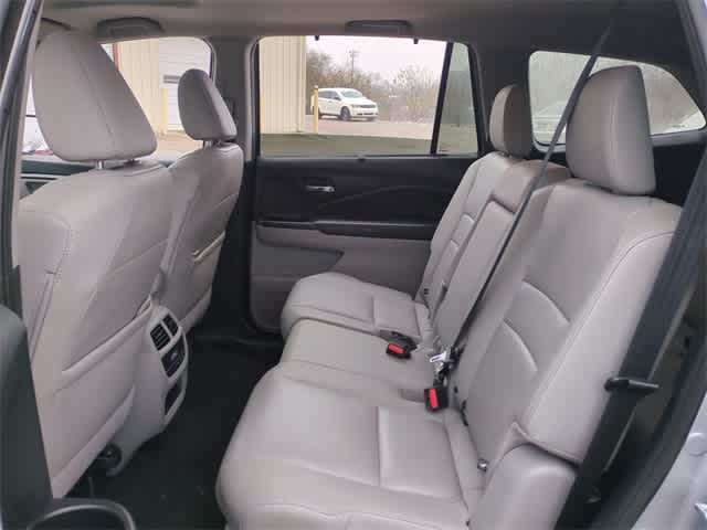 Thumbnail: 2022 Honda Pilot - 21