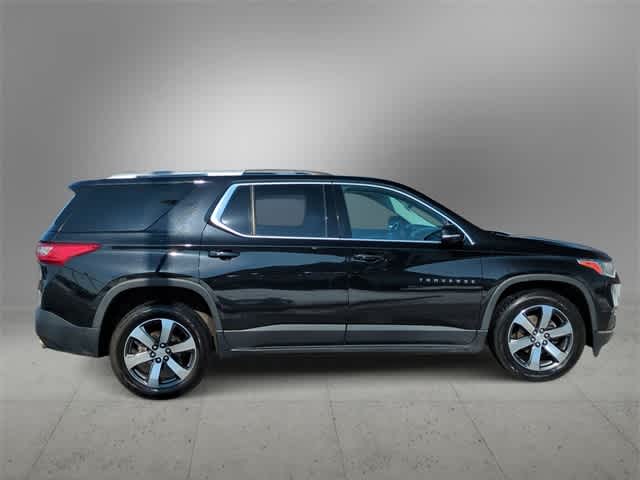 Thumbnail: 2018 Chevrolet Traverse - 9