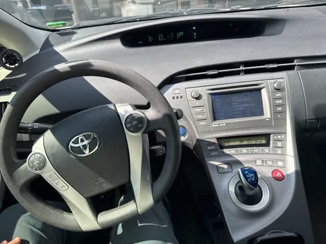 Thumbnail: 2015 Toyota Prius - 4