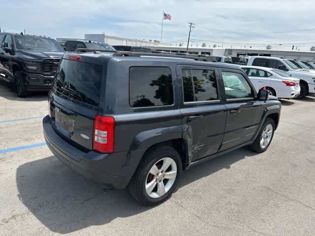 Thumbnail: 2014 Jeep Patriot - 16