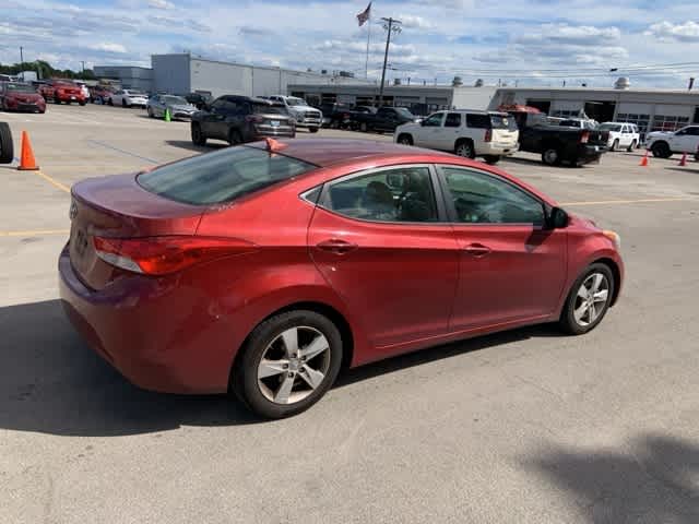 Thumbnail: 2013 Hyundai Elantra - 18
