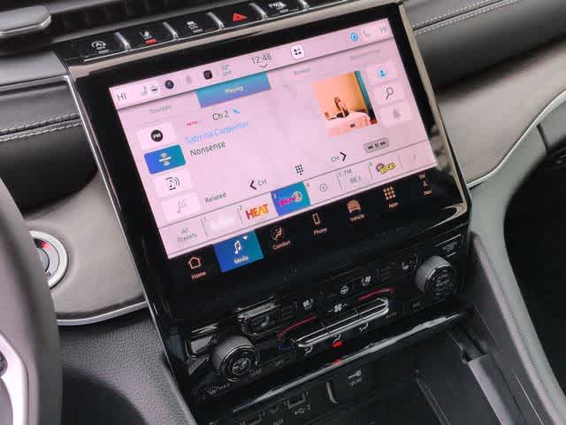 Thumbnail: 2025 Jeep Grand Cherokee L - 30