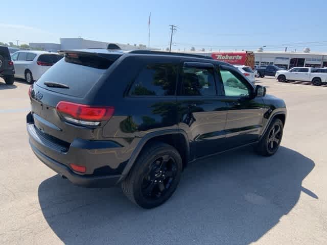 Thumbnail: 2018 Jeep Grand Cherokee - 27