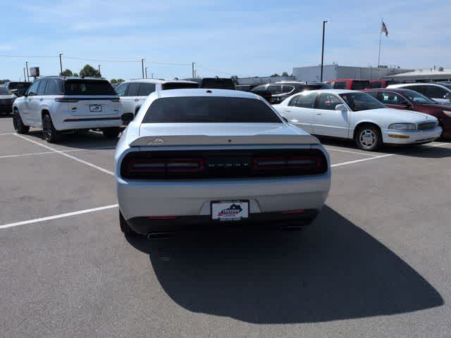 Thumbnail: 2022 Dodge Challenger - 6