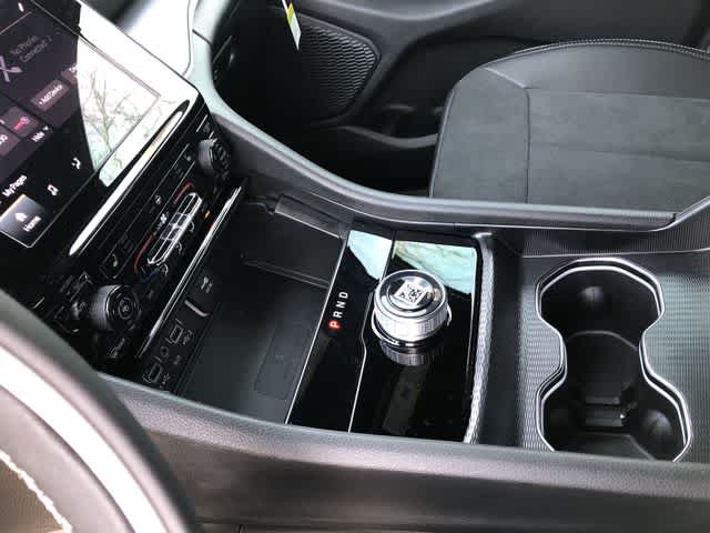 Thumbnail: 2025 Jeep Grand Cherokee - 16