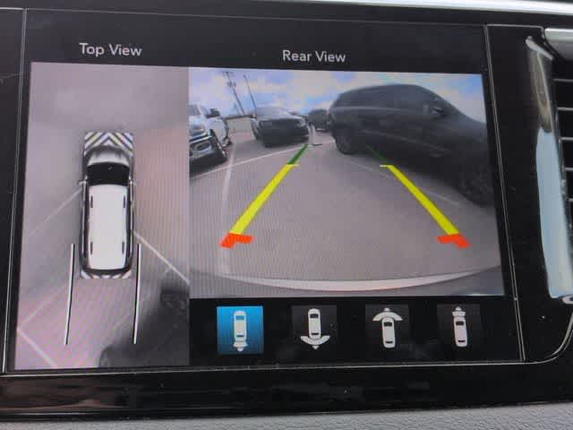 Thumbnail: 2018 Chrysler Pacifica - 29