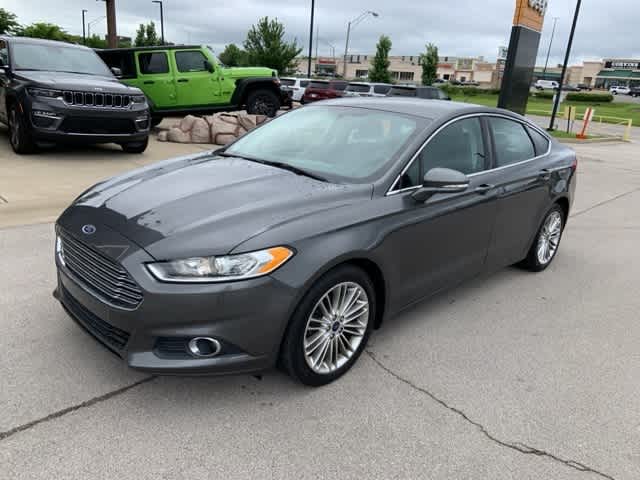 2015 Ford Fusion SE 2