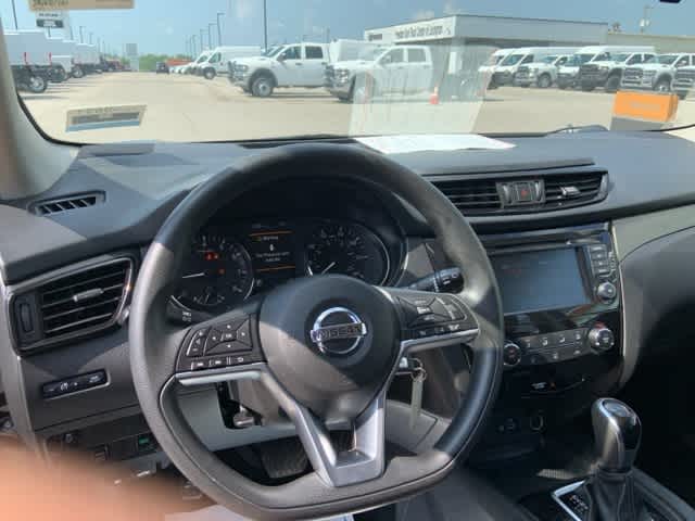Thumbnail: 2019 Nissan Rogue Sport - 5