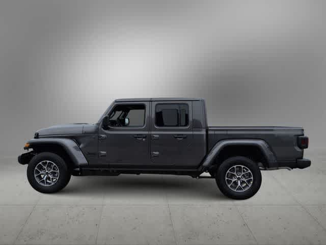 Thumbnail: 2026 Jeep Gladiator - 5