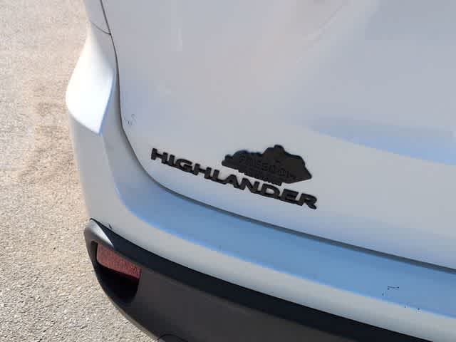 Thumbnail: 2019 Toyota Highlander - 13
