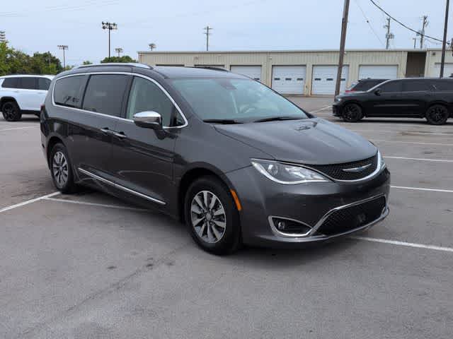 Thumbnail: 2020 Chrysler Pacifica - 2
