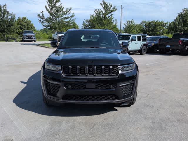 Thumbnail: 2026 Jeep Grand Cherokee - 3