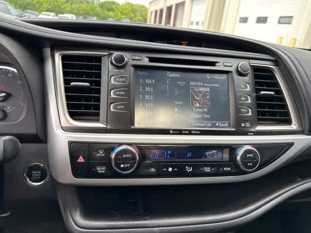 Thumbnail: 2019 Toyota Highlander - 9