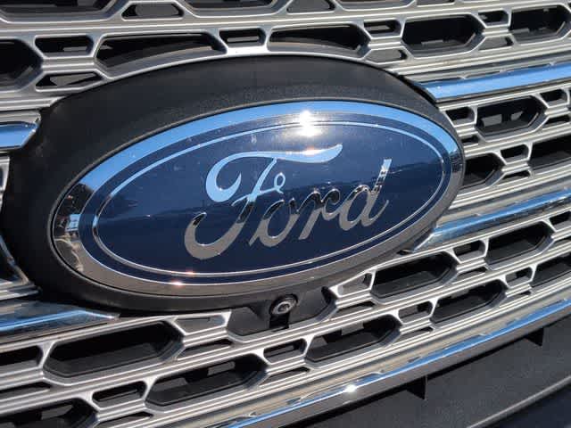 Thumbnail: 2021 Ford Explorer - 12