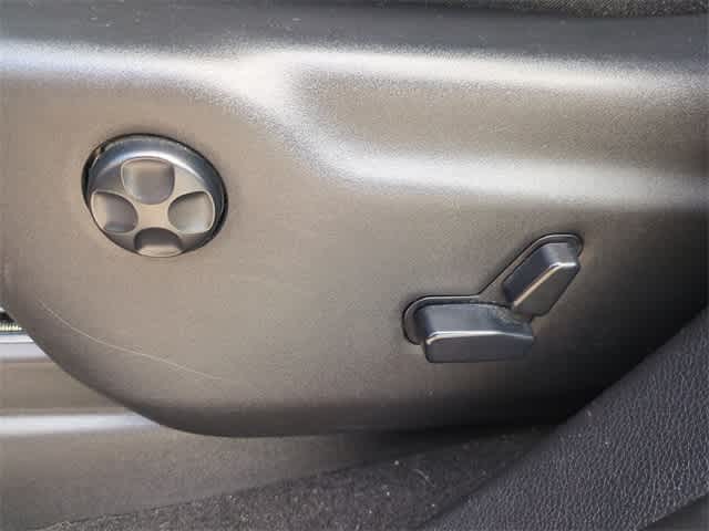 Thumbnail: 2019 Jeep Grand Cherokee - 18