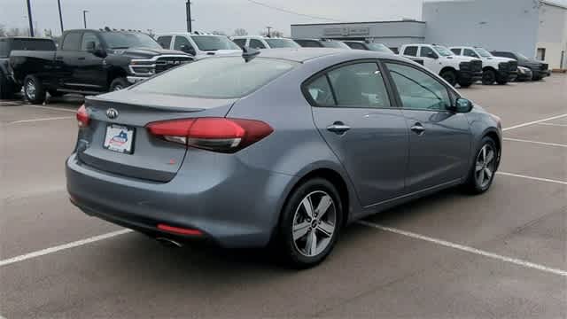 Thumbnail: 2018 Kia Forte - 8
