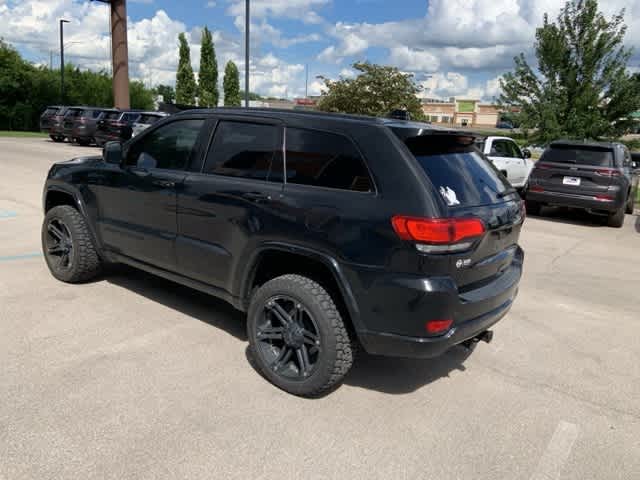 Thumbnail: 2018 Jeep Grand Cherokee - 17