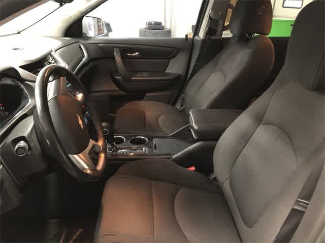 Thumbnail: 2017 Chevrolet Traverse - 11