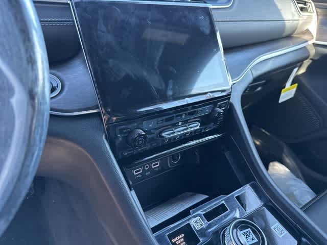 Thumbnail: 2025 Jeep Grand Cherokee L - 5