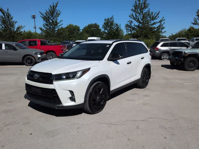 Thumbnail: 2019 Toyota Highlander - 4