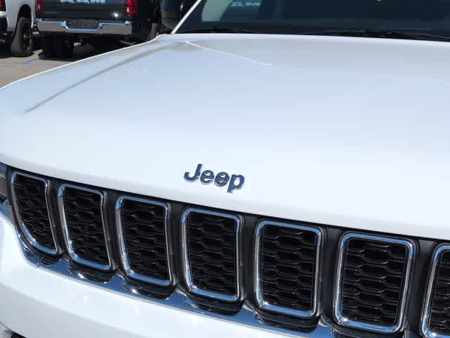 Thumbnail: 2023 Jeep Grand Cherokee - 12