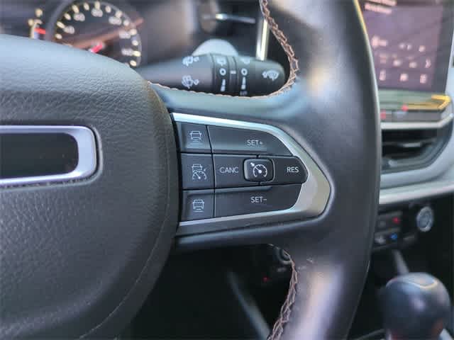 Thumbnail: 2022 Jeep Compass - 25