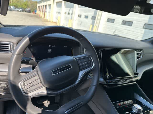 Thumbnail: 2023 Jeep Wagoneer - 6