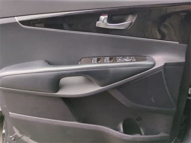 Thumbnail: 2018 Kia Sorento - 31