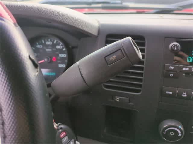 Thumbnail: 2011 Chevrolet Silverado 1500 - 30