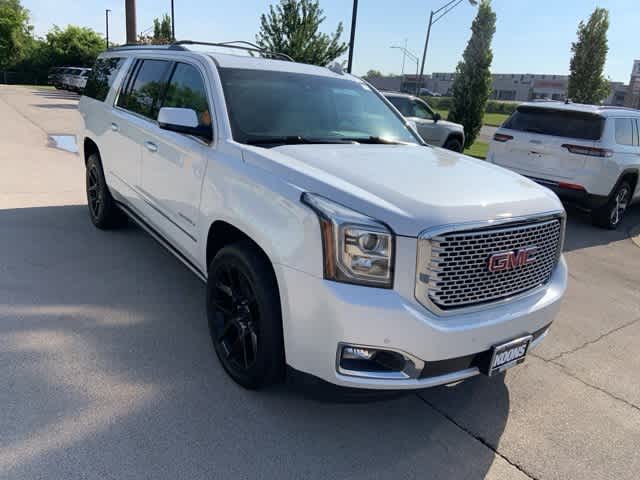 Thumbnail: 2017 GMC Yukon XL - 34