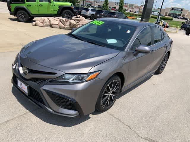 Thumbnail: 2021 Toyota Camry - 12