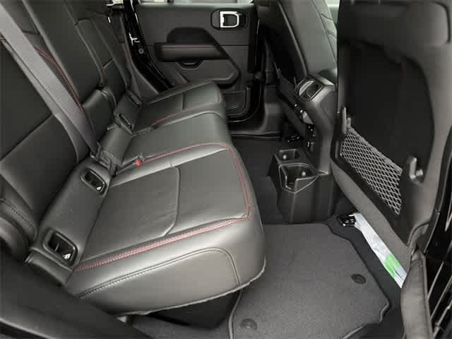 Thumbnail: 2026 Jeep Gladiator - 21