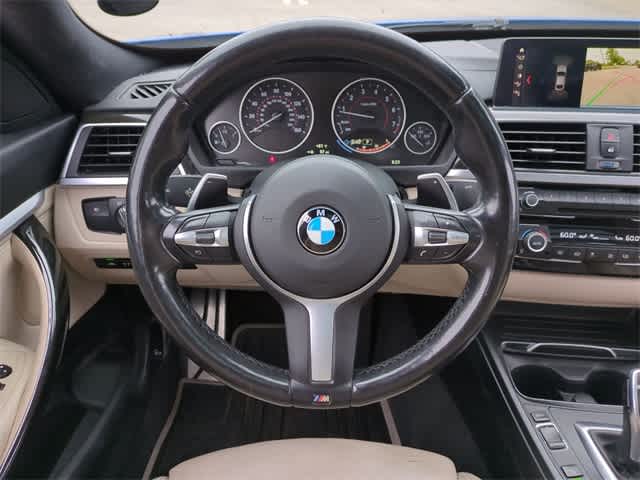 Thumbnail: 2018 BMW 3 Series - 24