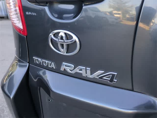 Thumbnail: 2006 Toyota RAV4 - 13