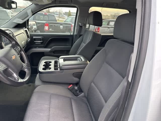 Thumbnail: 2016 Chevrolet Silverado 1500 - 3
