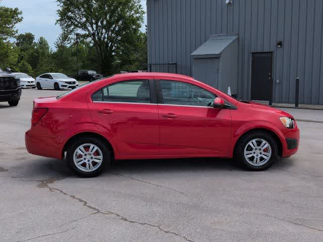 Thumbnail: 2014 Chevrolet Sonic - 9