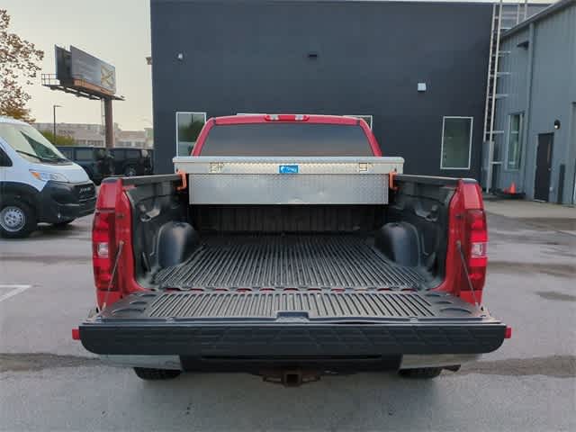 Thumbnail: 2011 Chevrolet Silverado 1500 - 32