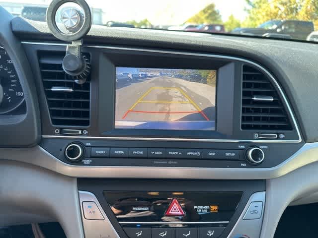 Thumbnail: 2017 Hyundai Elantra - 8