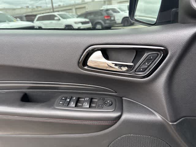 Thumbnail: 2022 Dodge Durango - 13