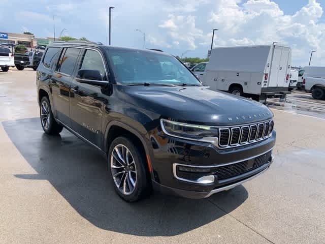 Thumbnail: 2022 Jeep Wagoneer - 23