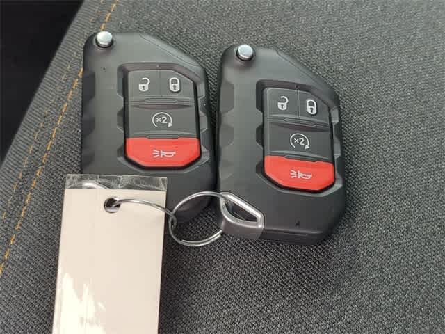 Thumbnail: 2026 Jeep Gladiator - 34