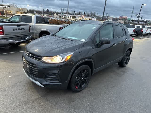 Thumbnail: 2018 Chevrolet Trax - 2